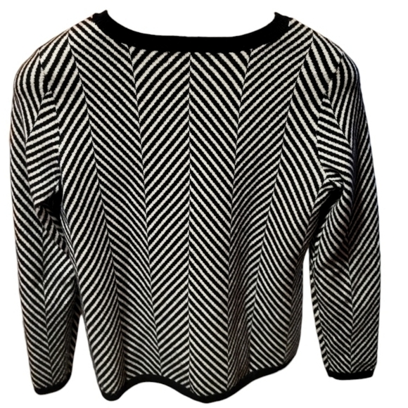 Lands' End Black & Cream Chevron Herringbone Cashmere Sweater Size S/M - Picture 2 of 6